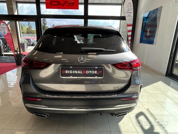 MERCEDES-BENZ GLA 200 d Automatic Premium