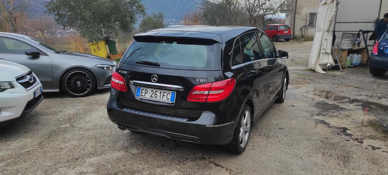 Mercedes-benz B 200 CDI BlueEFFICIENCY Premium