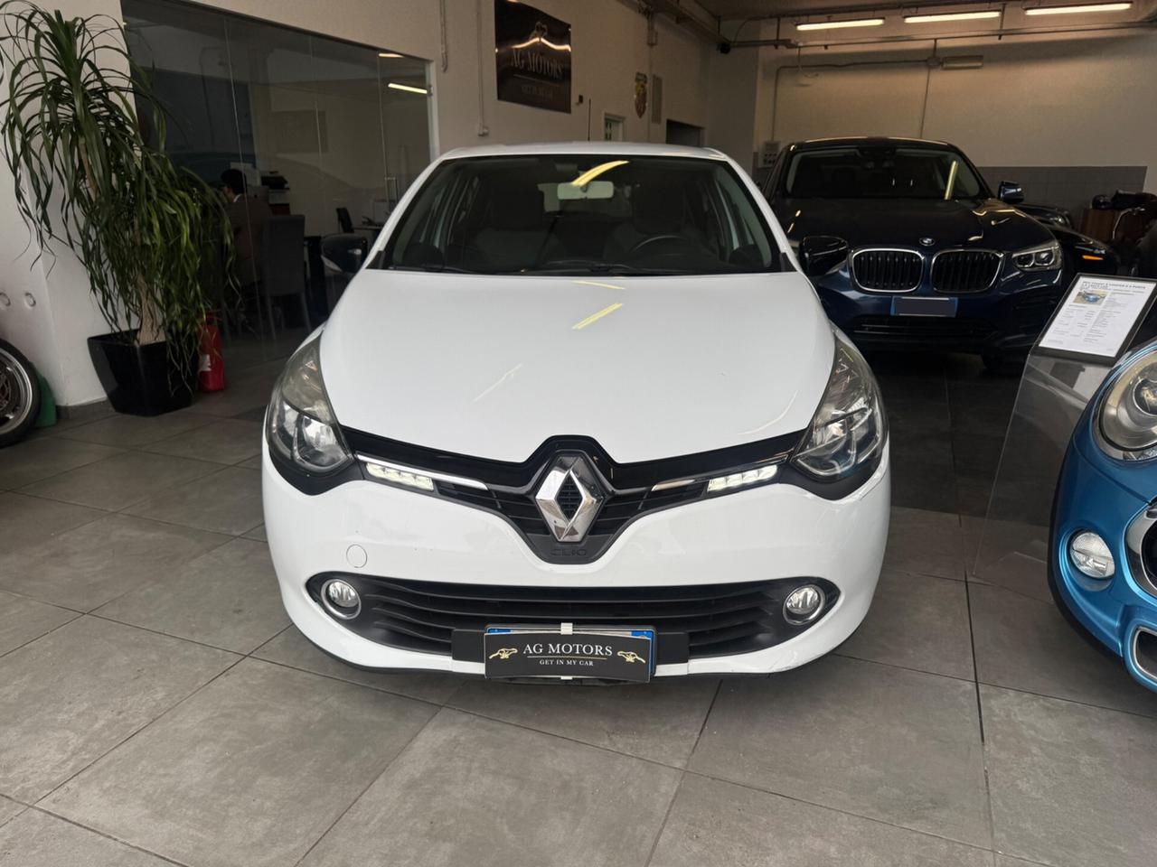 Renault Clio 1.2 75CV 5 porte Wave Metano Neopatentati
