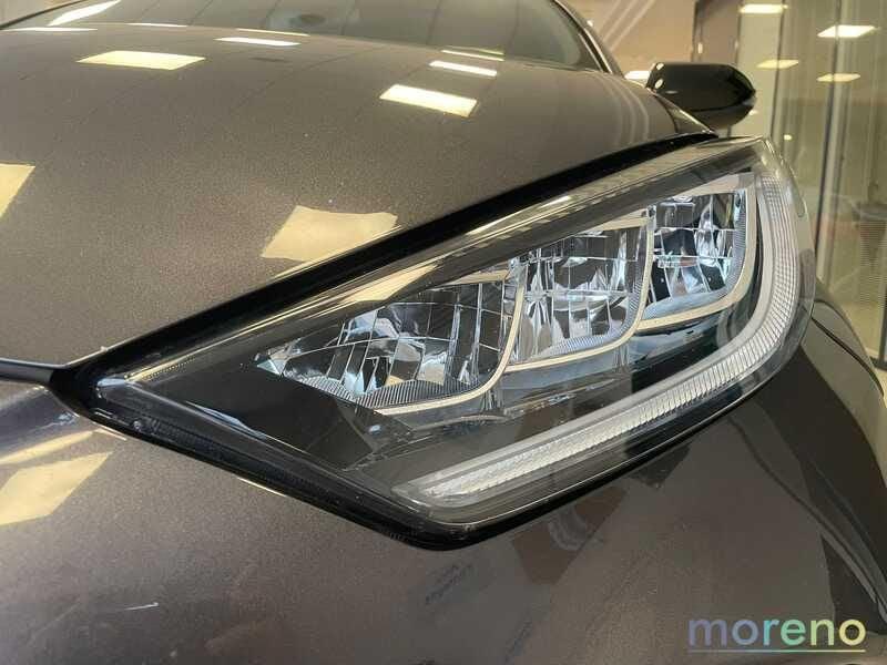 Toyota Yaris 1.5 hybrid Lounge