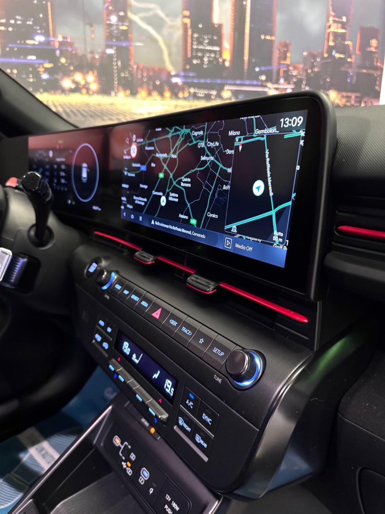 HYUNDAI KONA 2023 GANCIO TRAINO GARANZIA CASA MADRE OK PERMUTE FINANZIABILE