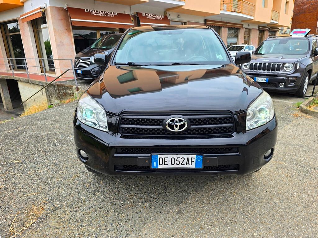 Toyota RAV 4 RAV4 2.2 D-4D 136 CV Luxury