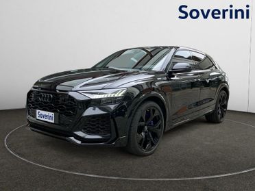 Audi Q8 RS TFSI V8 quattro tiptronic