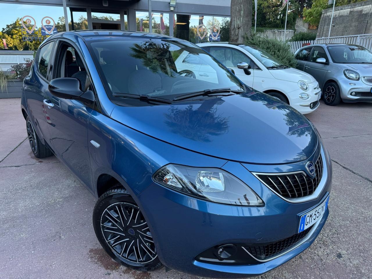 Lancia Ypsilon 1.0 FireFly 5 porte S&S Hybrid Gold