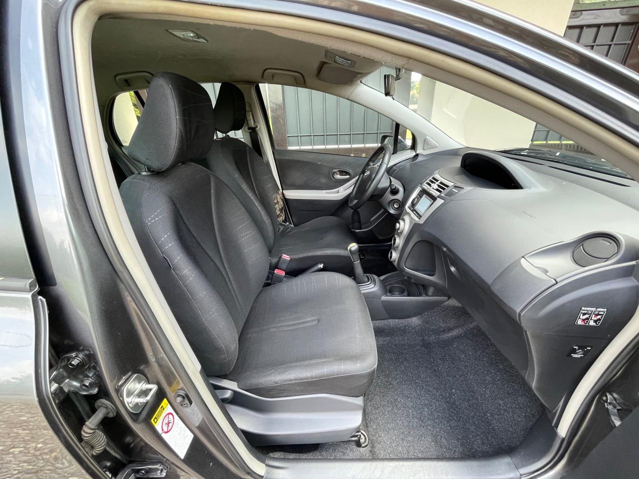 Toyota Yaris 1.3 Navi *UNICO PROPRIETARIO*