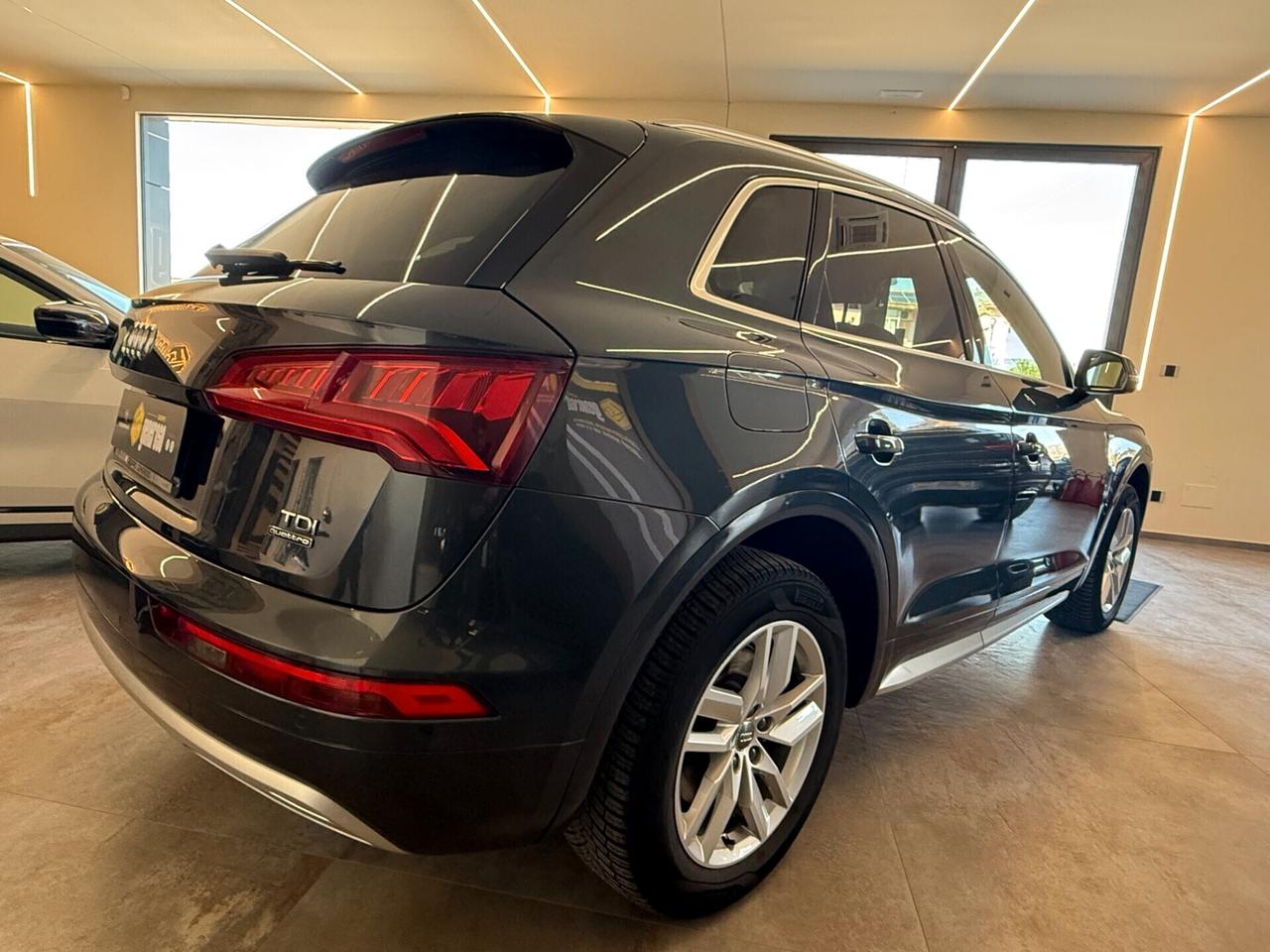 Audi Q5 2.0 TDI quattro Stronic 190CV Sport Cockpit Pelle Garanzia