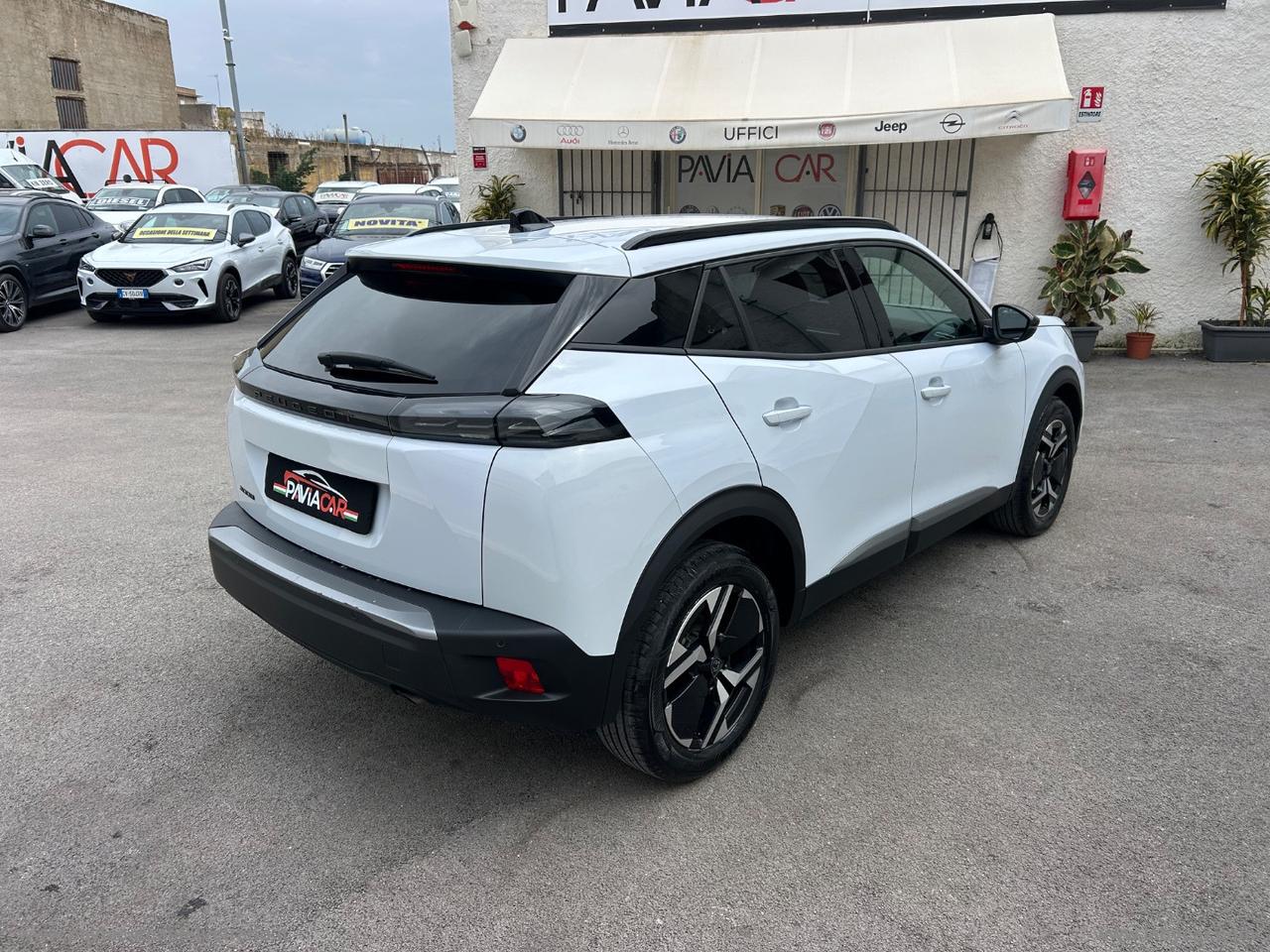 PEUGEOT 2008 PureTech 100 S&S Allure