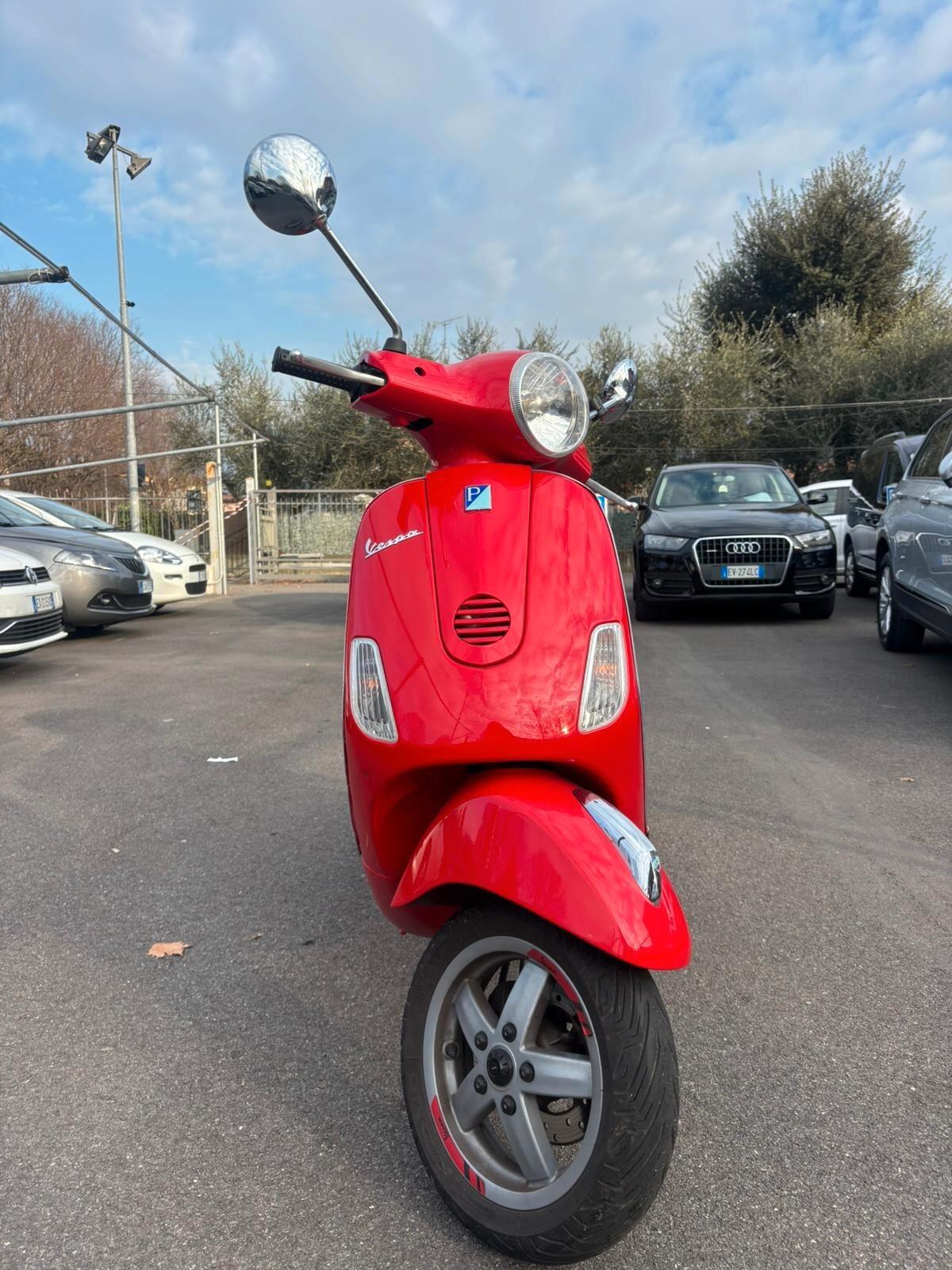 Piaggio Vespa 125 LX