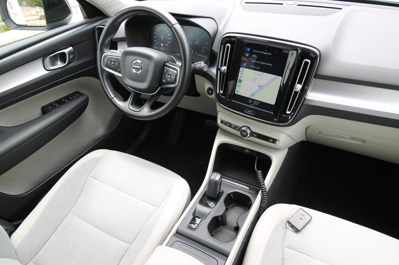 Volvo XC40 2.0 D3 150cv Momentum Geartronic | 2019