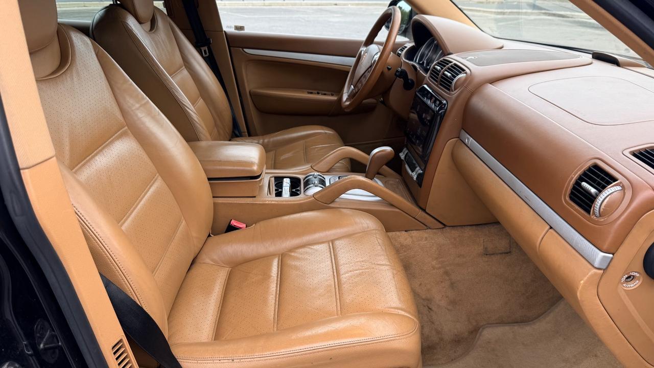 Porsche Cayenne 4.5 GPL/benzina