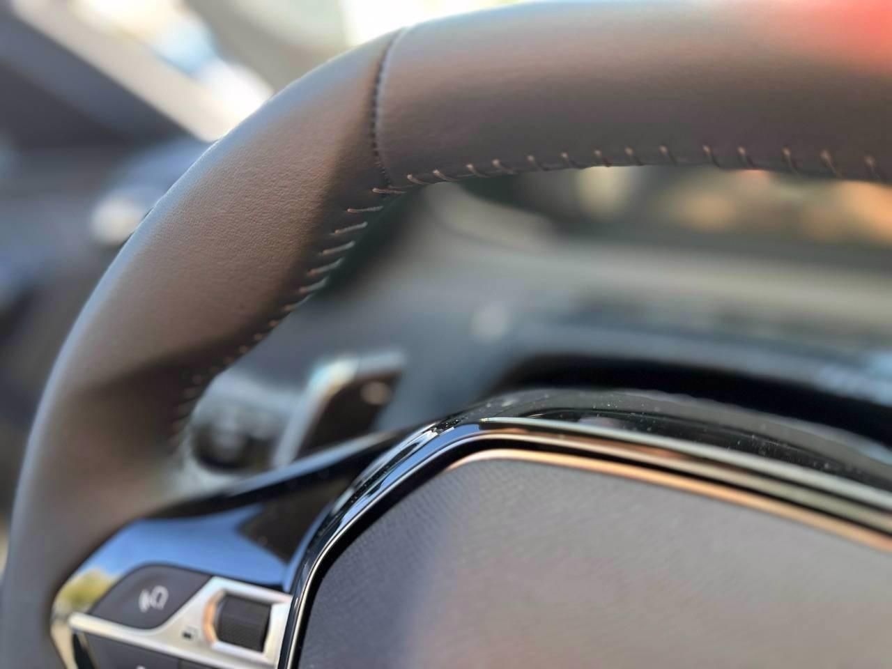 PEUGEOT 208 II 2023 - 208 1.2 hybrid Allure 110cv e-dcs 6