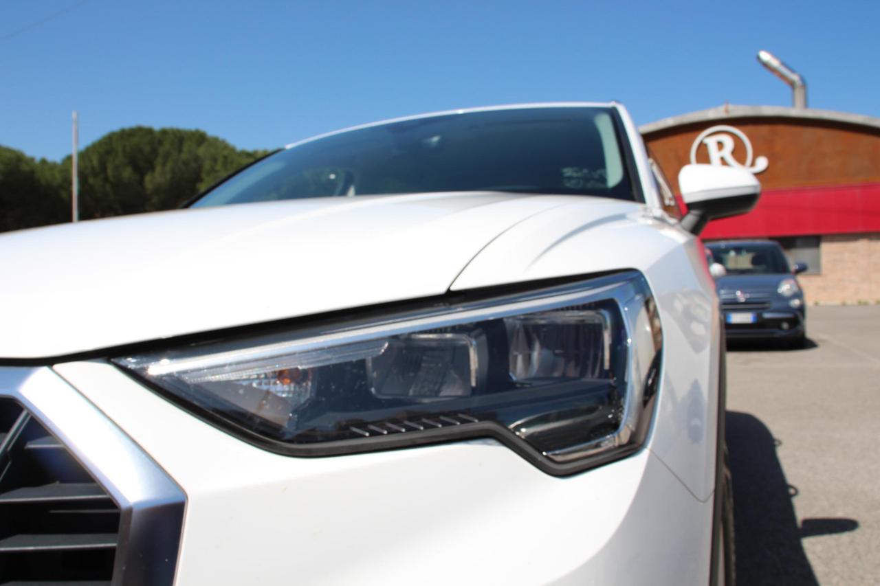 Audi Q3 40 2.0 tdi Business quattro 200cv s-tronic