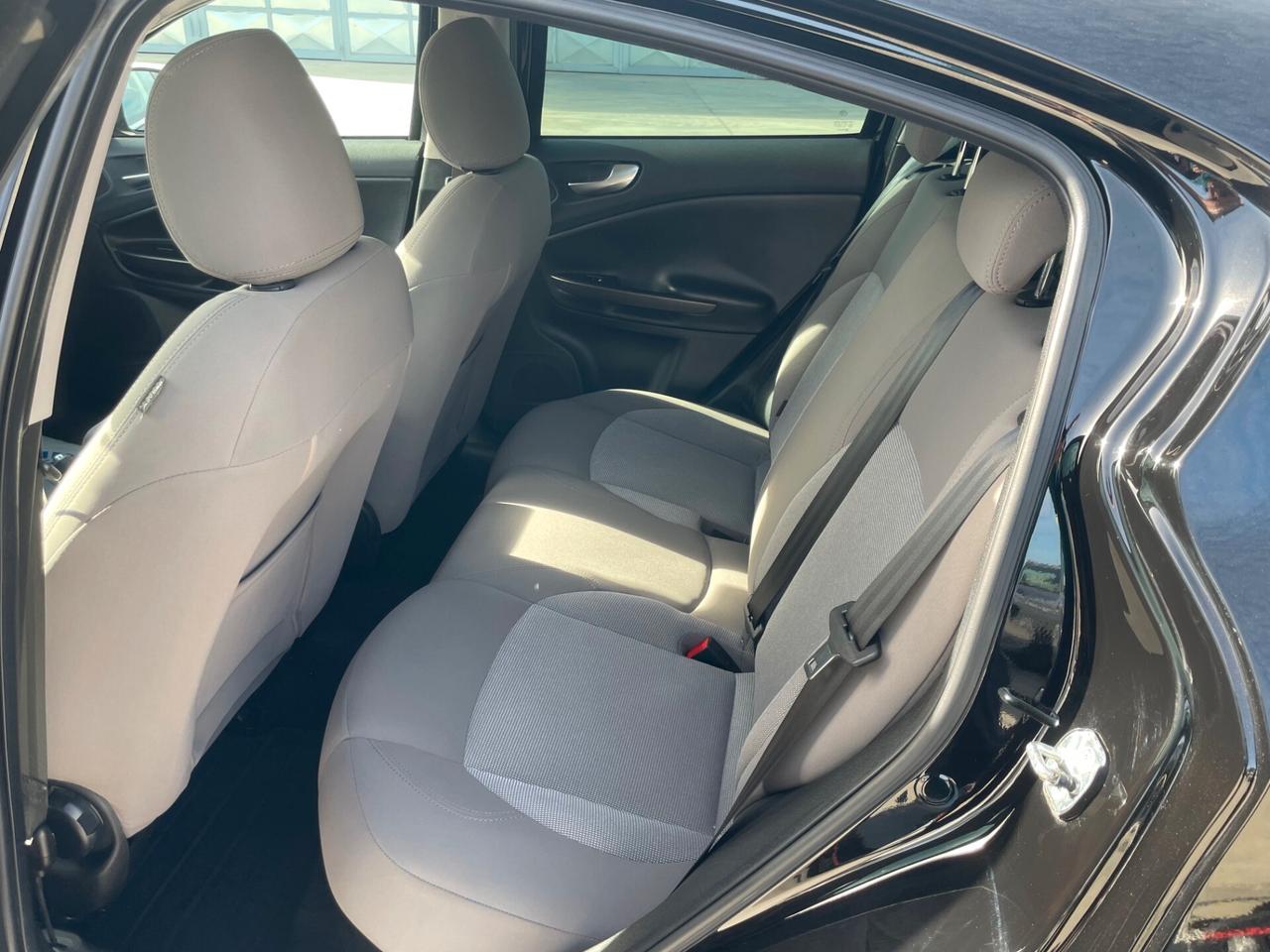 Alfa Romeo Giulietta 1.6 JTDm-2 120 CV Exclusive