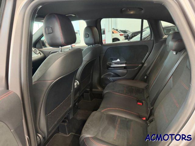 MERCEDES-BENZ GLA 200 d Automatic Premium