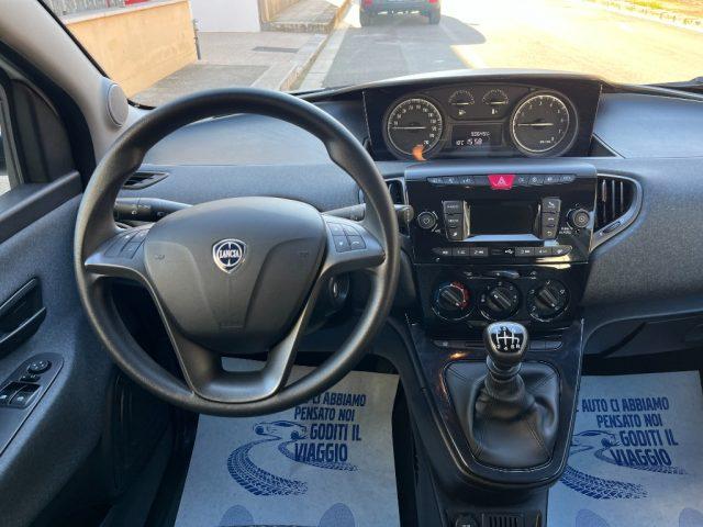 LANCIA Ypsilon 1.0 5p Hybrid Silver