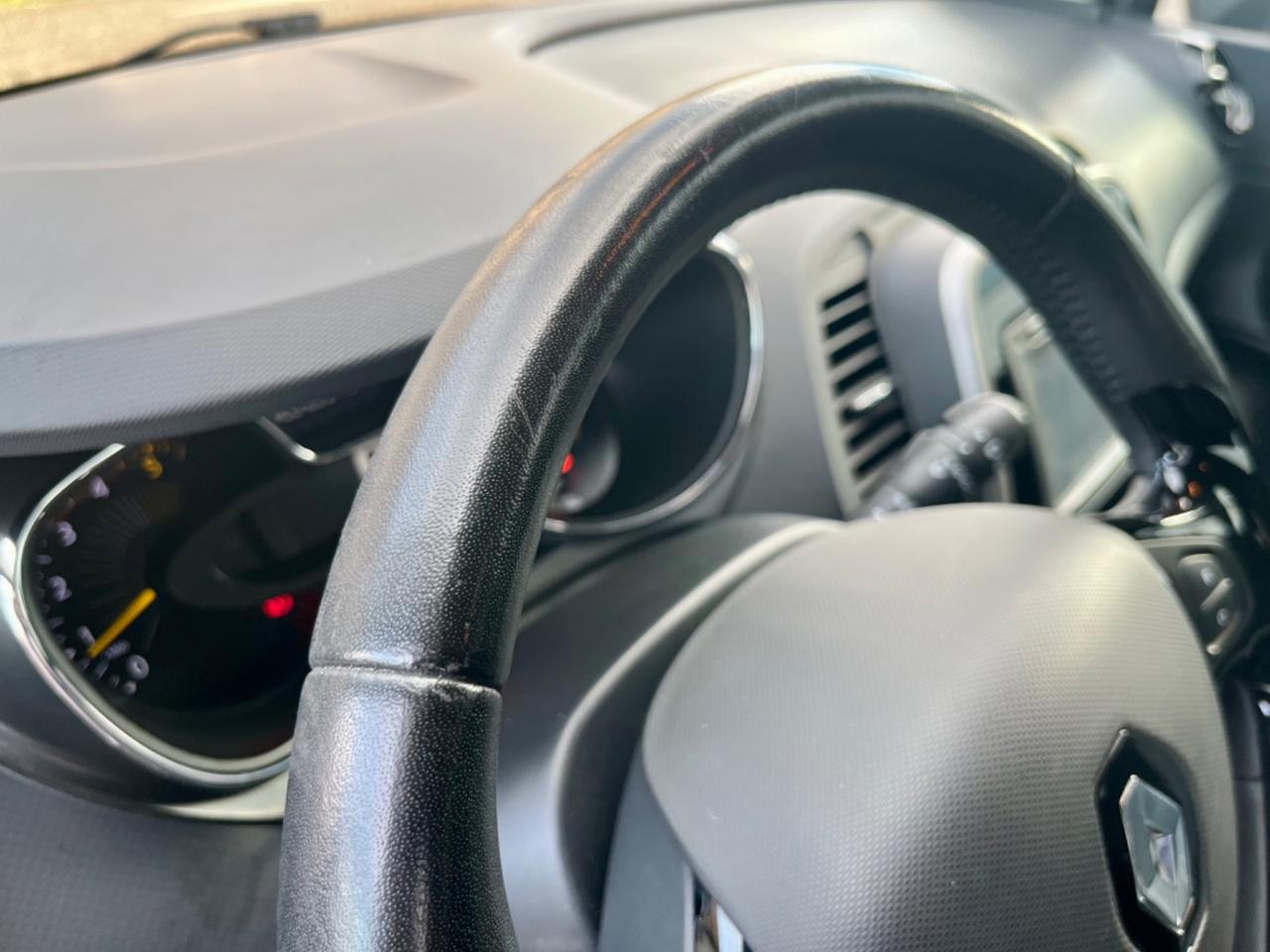 Renault Captur 1.5dci 2014 132.000km per neopatentati