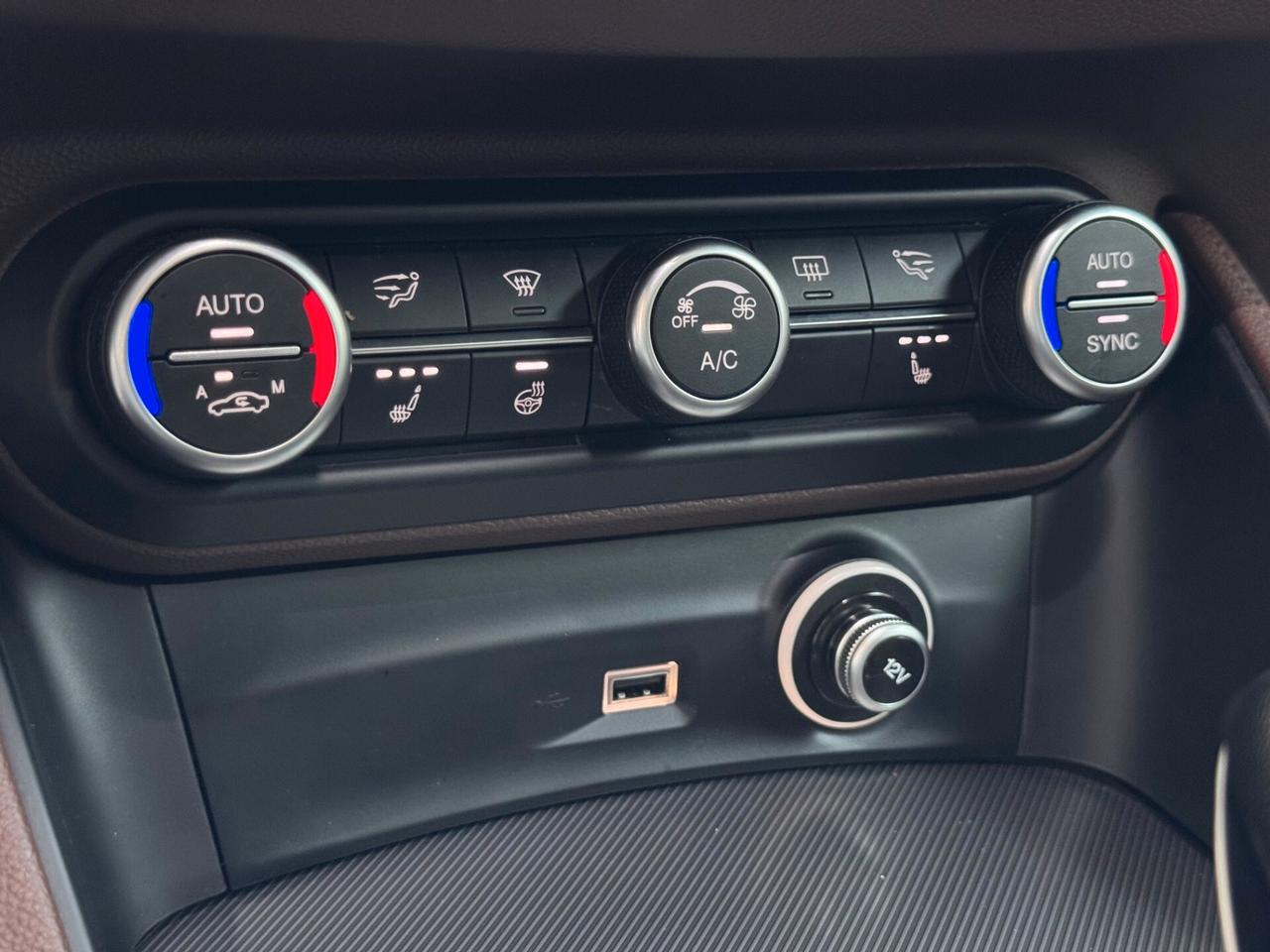 Alfa Romeo Stelvio 2.2 Q4 210CV AT8