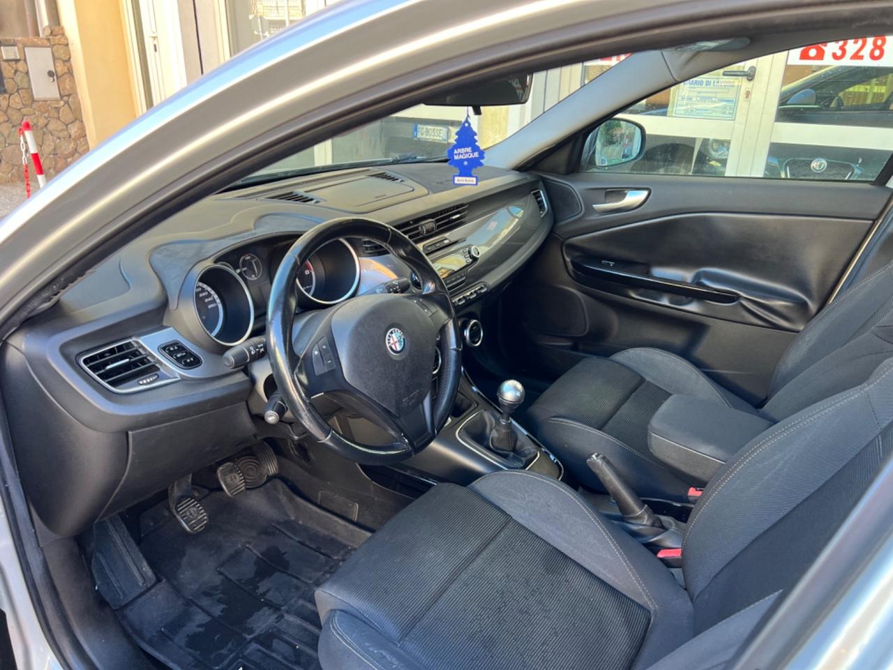 Alfa Romeo Giulietta 2.0 JTDm-2 140 CV Distinctive