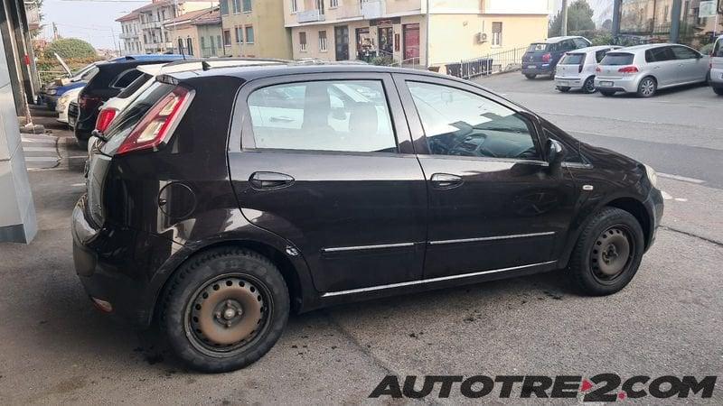 FIAT Grande Punto Grande Punto 5p 1.4 Dynamic 77cv