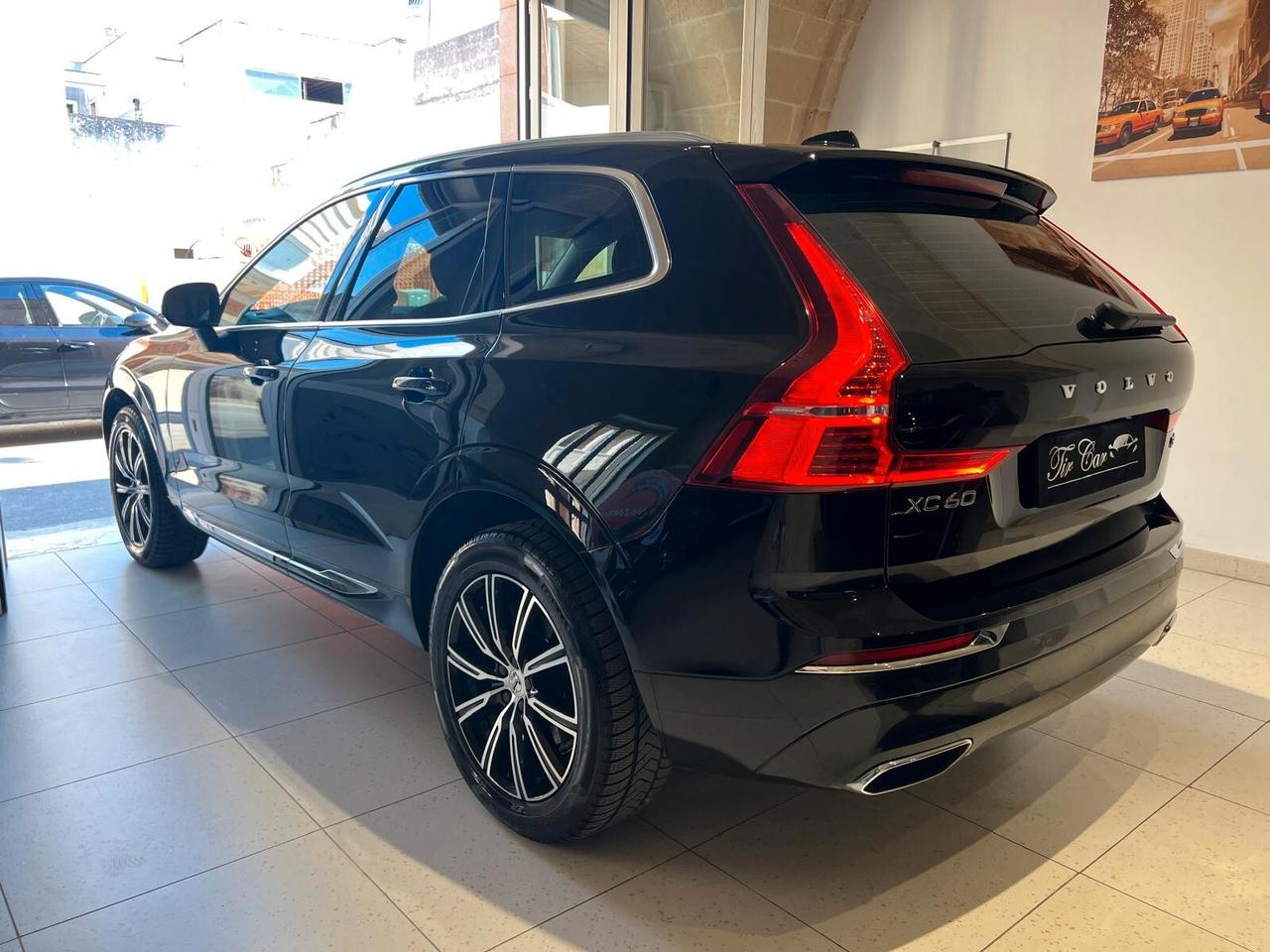 VOLVO XC60 INSCRIPTION 2.0 MHEV AWD 197CV PELLE NAVI CAM ANNO 2021