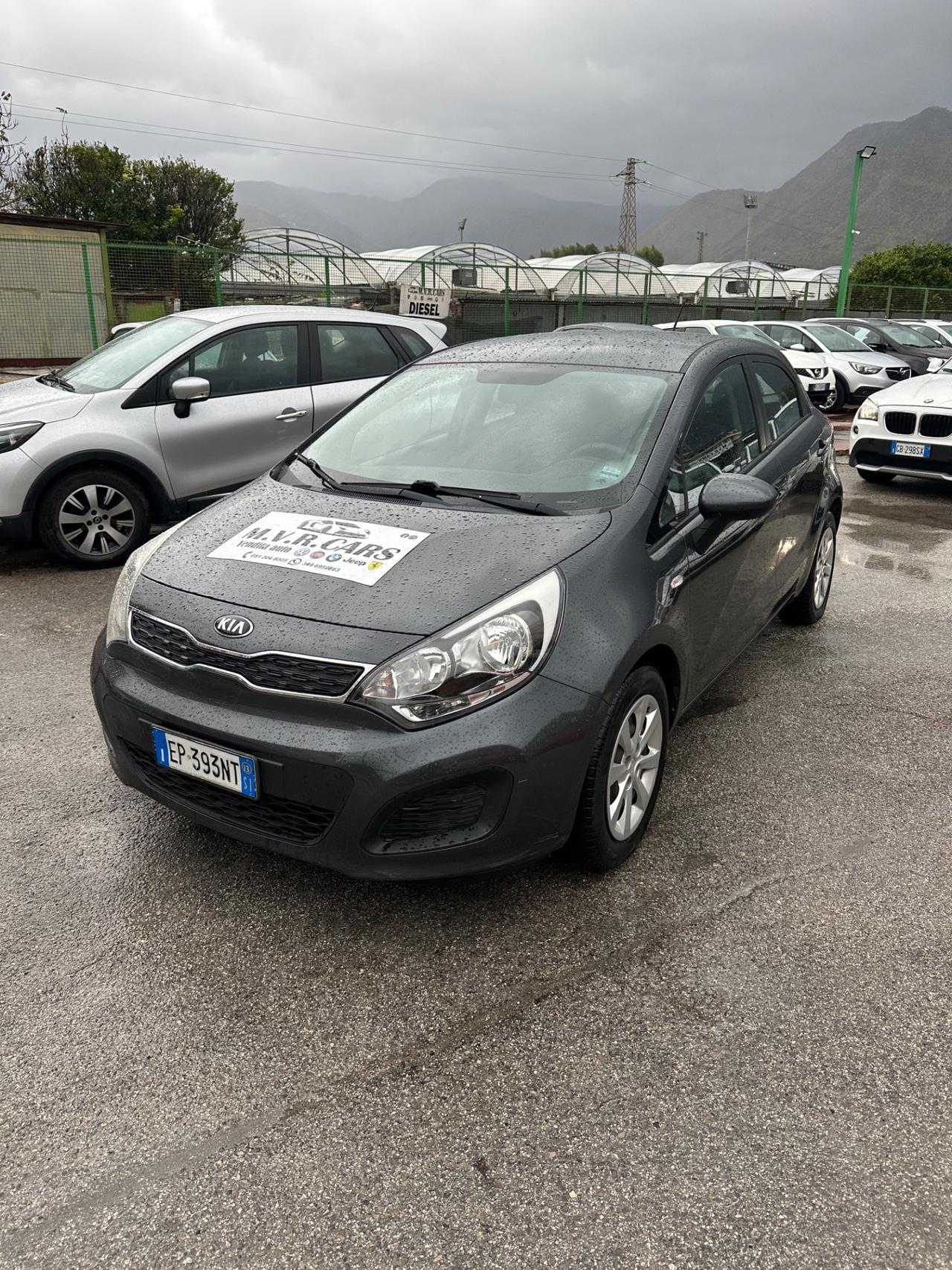 Kia Rio 1.1 CRDi WGT 5p. EX
