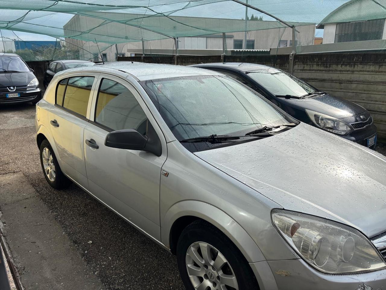 Opel Astra 1.7 CDTI 101CV 5 porte Enjoy