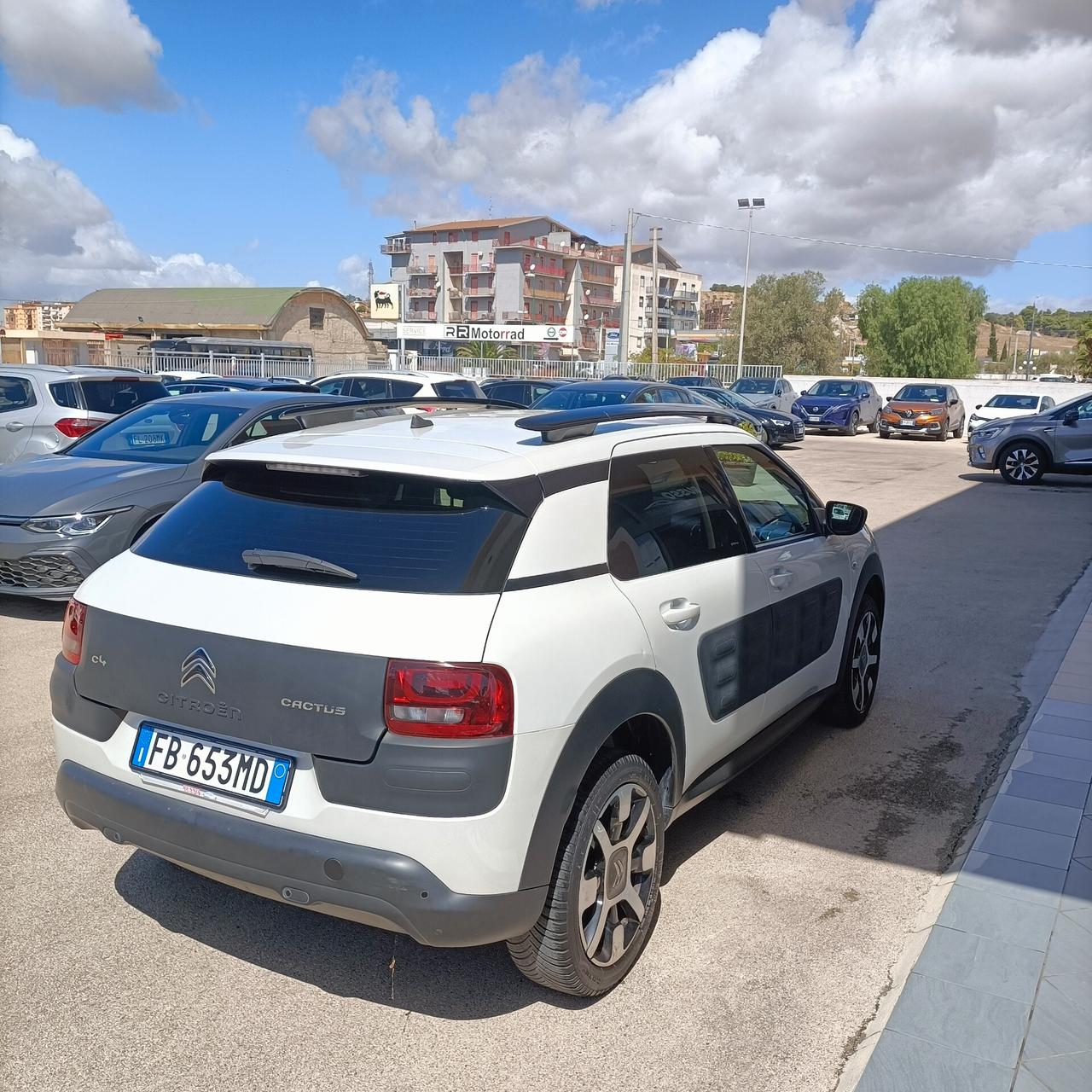 Citroen C4 Cactus BlueHDi 100 Shine