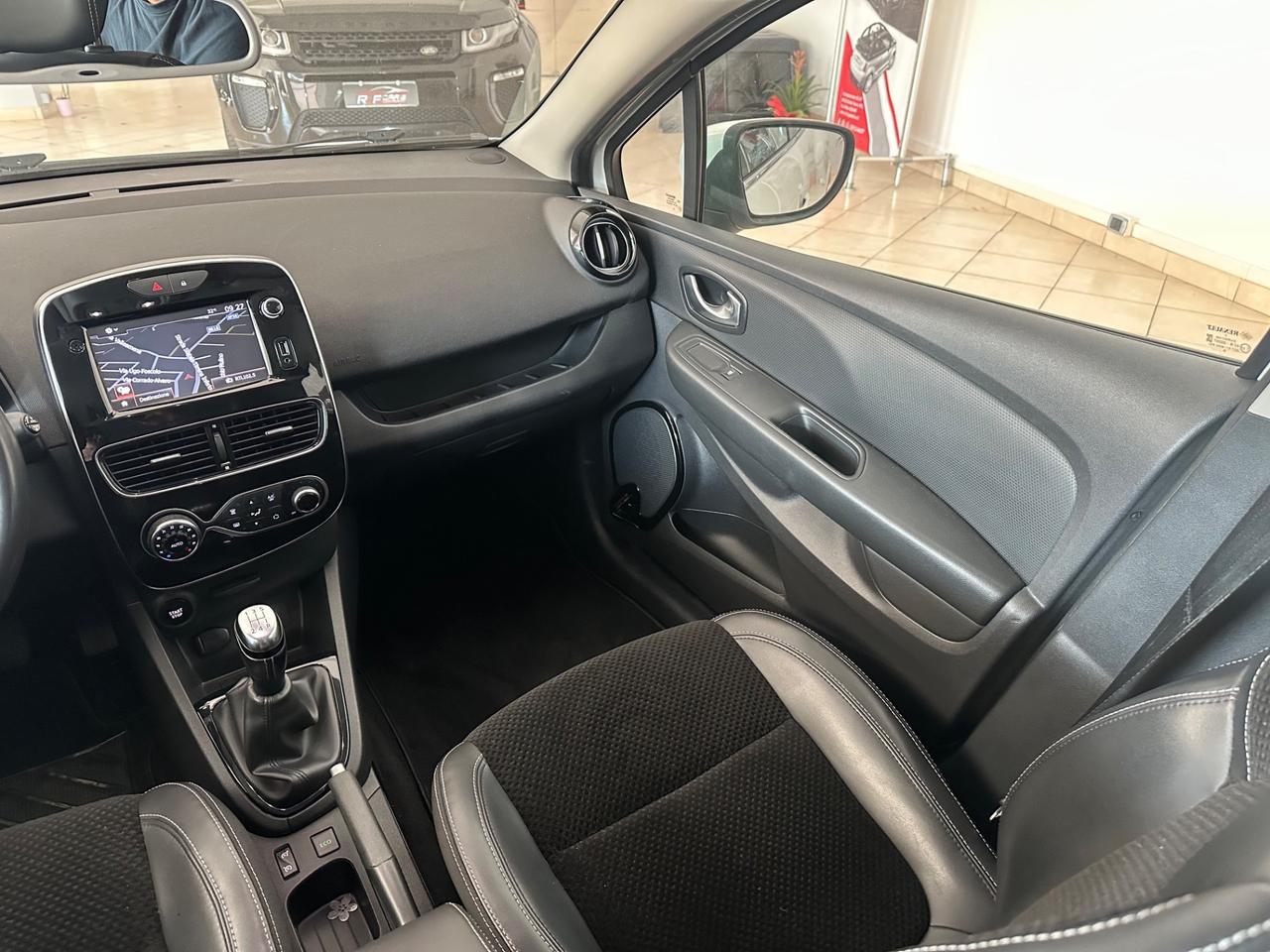 Renault Clio TCe 12V 90CV Start&Stop 5 porte Energy Intens