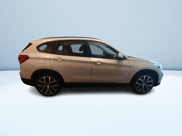 BMW X1 18 d Advantage xDrive