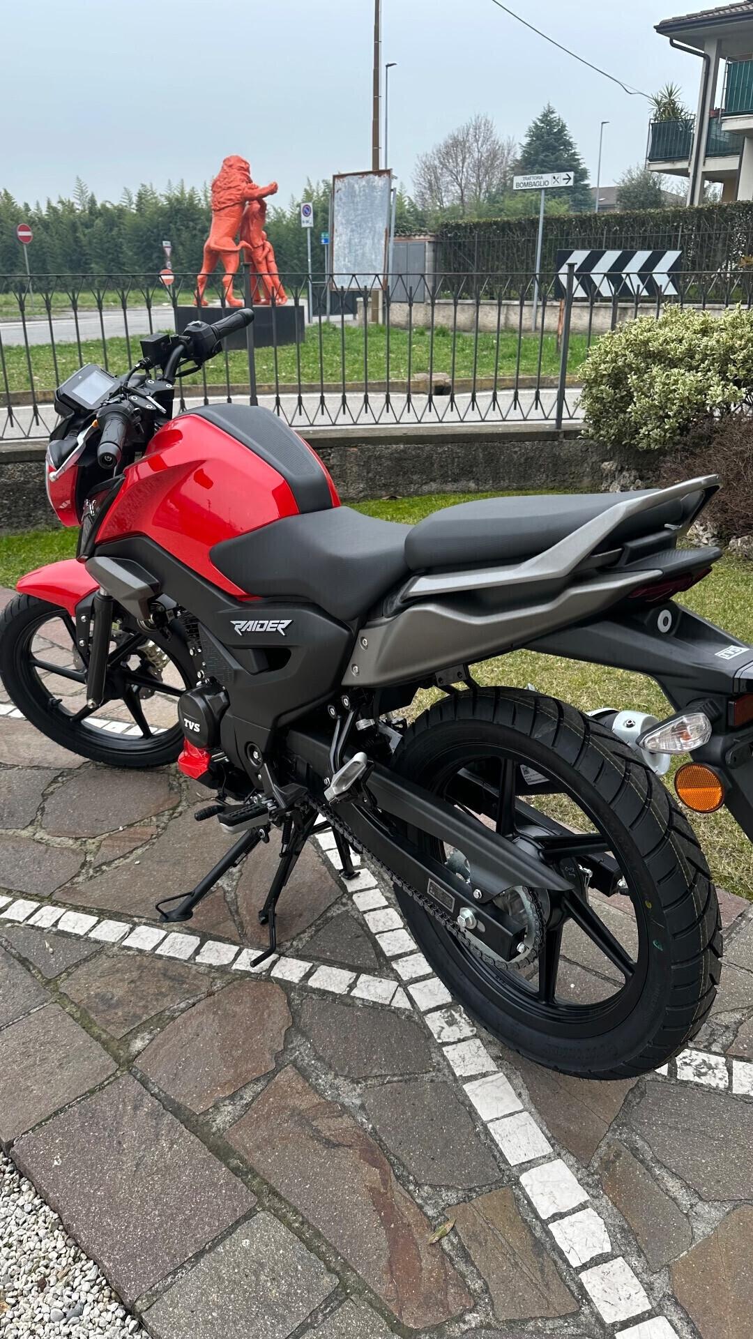 Tvs Raider 125 euro 5+ Pronta consegna