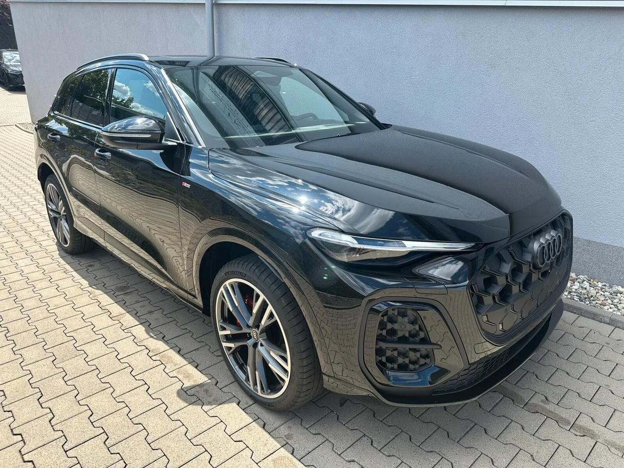 Audi Q5 40 TDI 204 CV quattro S tronic line PRONTA CONSEGNA