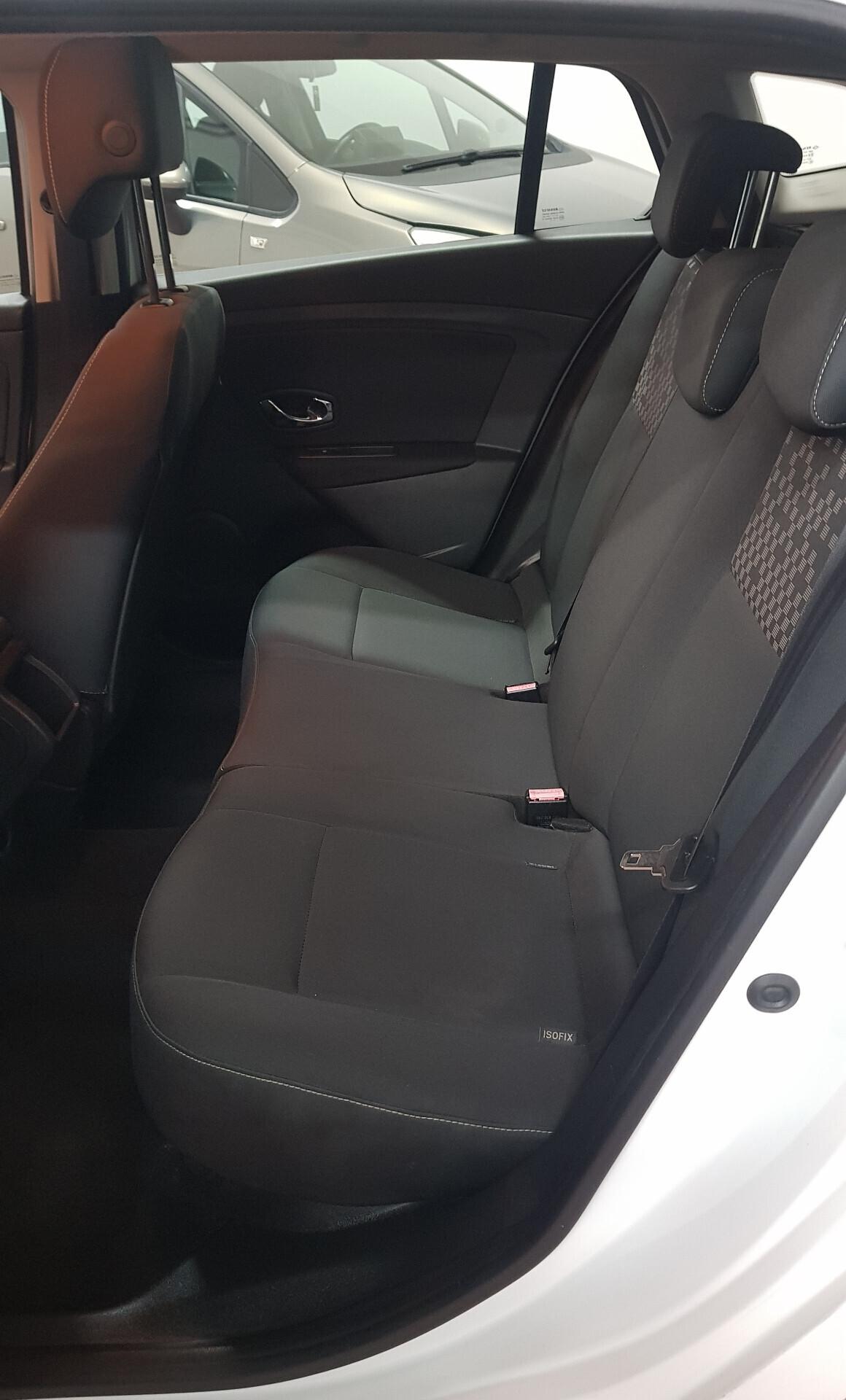 RENAULT MEGANE 1.6 GPL SW 110 CV 08/2013