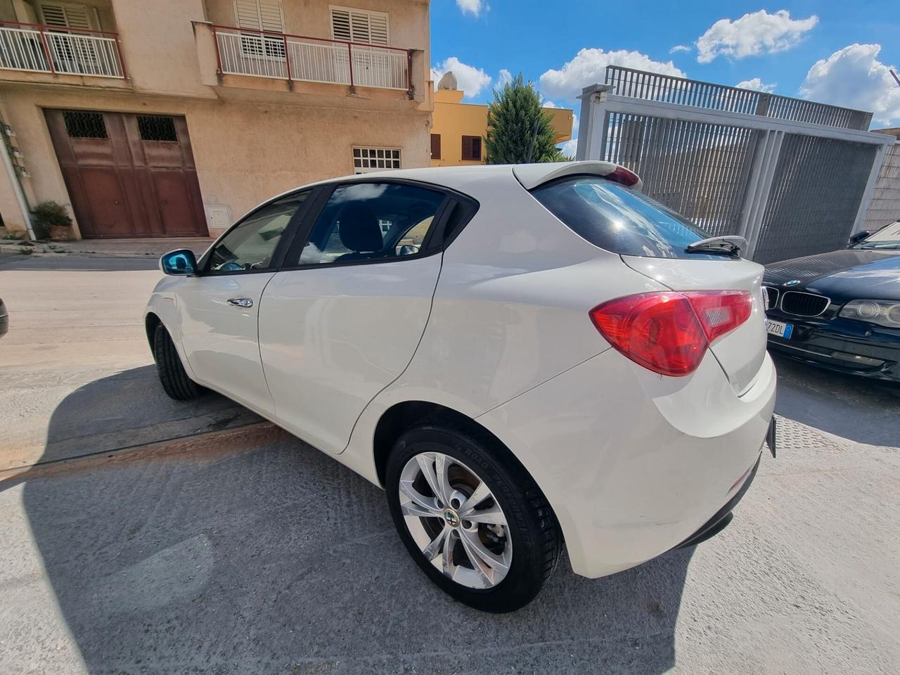 Alfa Romeo Giulietta 1.6 JTDm-2 105 CV Progression