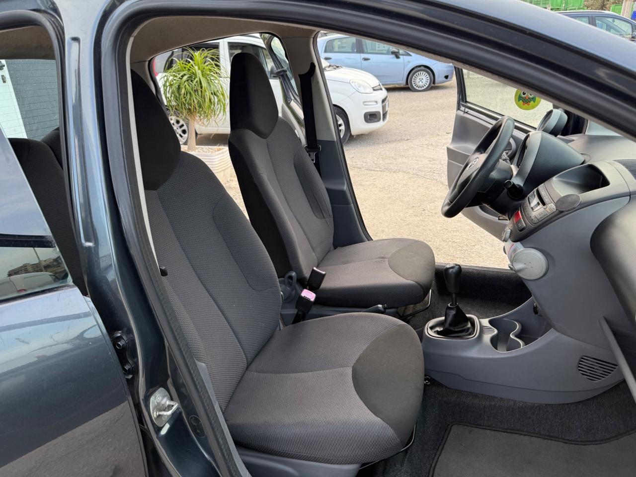 Toyota Aygo 1.0 12V VVT-i 5 porte