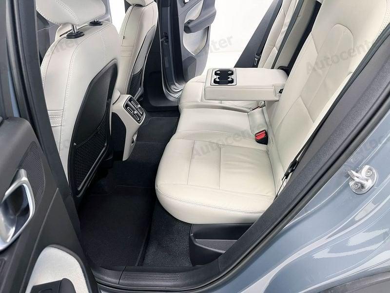 Volvo XC40 XC40 T2 129CV AUT CORE **AUTOCARRO N1**