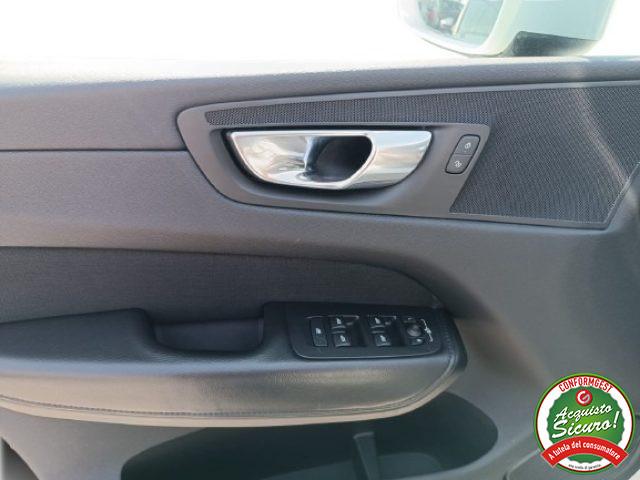 VOLVO XC60 B4 (d) AWD Geartronic Momentum