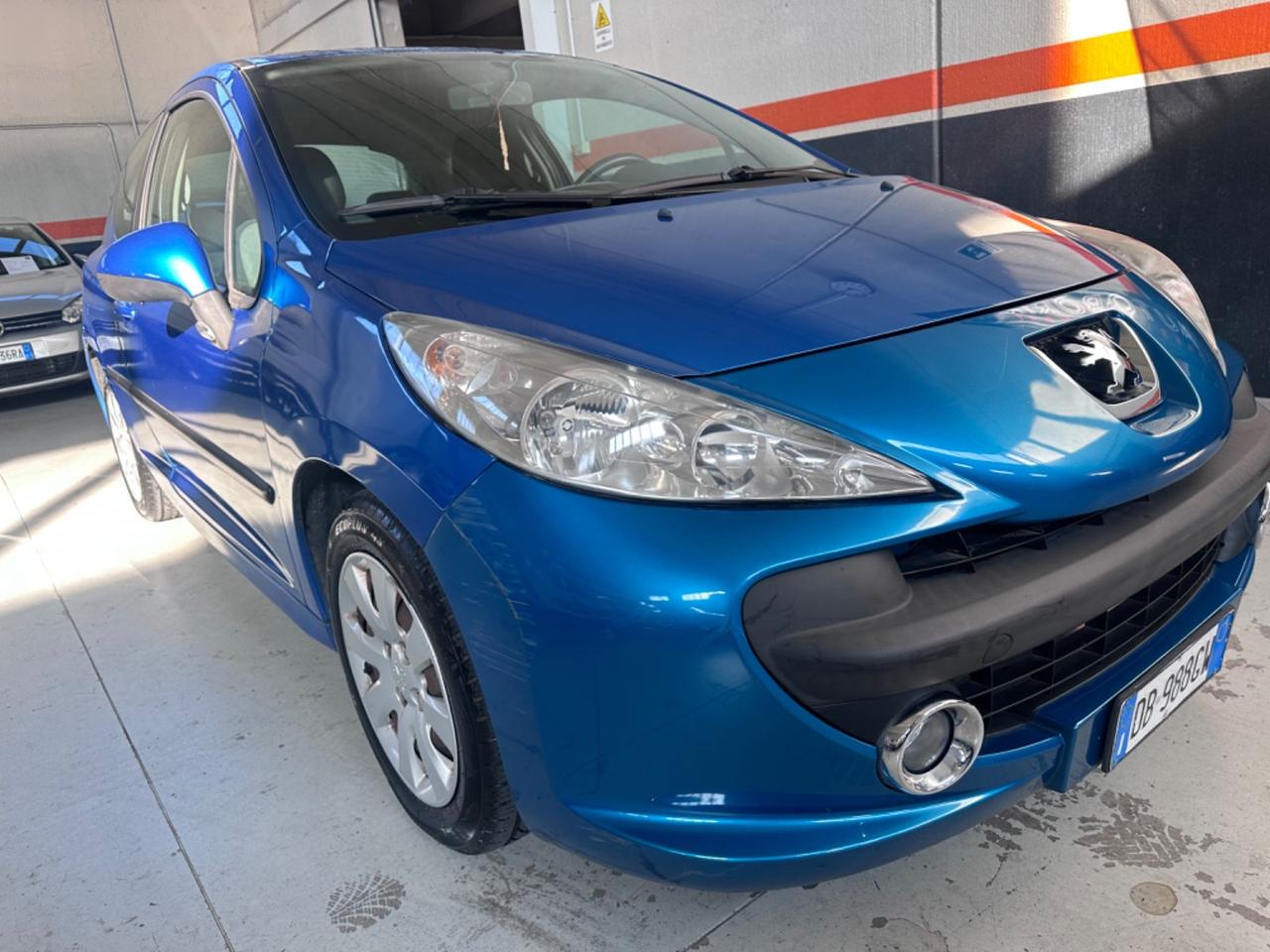 Peugeot 207 1.4 HDi 70CV 3p. ONE Line