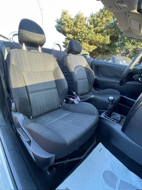 Peugeot 207 1.6 8V HDi 112CV CC Féline