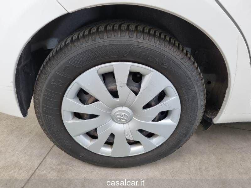 Toyota Yaris 1.5 Hybrid 5 porte Business 3 ANNI DI GARANZIA KM ILLIMITATI PARI ALLA NUOVA