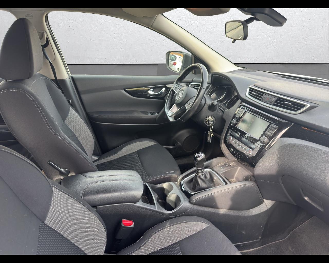 NISSAN Qashqai 1.5 dCi 115 CV Business AUTOCARRO