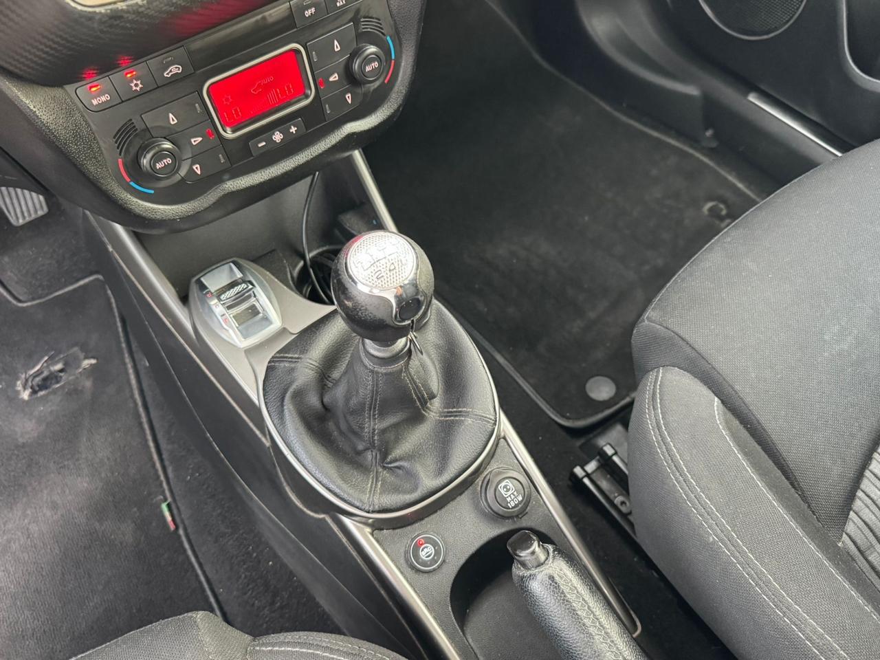 Alfa Romeo MiTo 1.4 T 155 CV Distinctive Sport Pack GPL