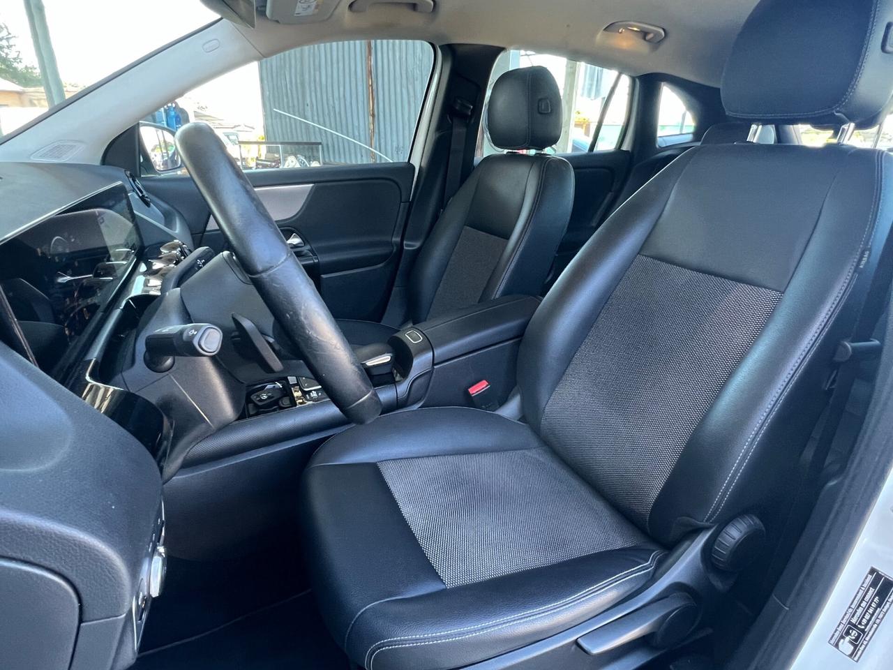 Mercedes-benz GLA 180 d Business FINANZIABILE