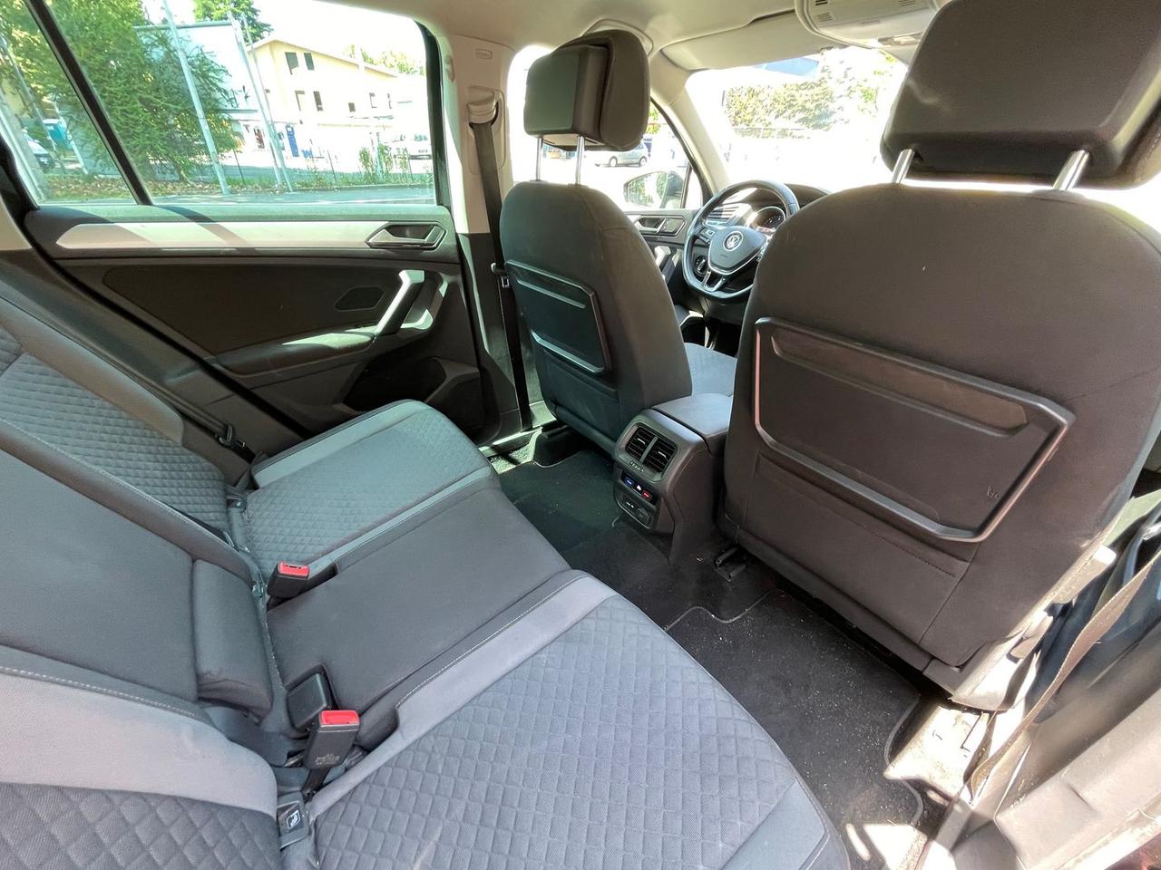 Volkswagen Tiguan Business 2.0 TDI #6539