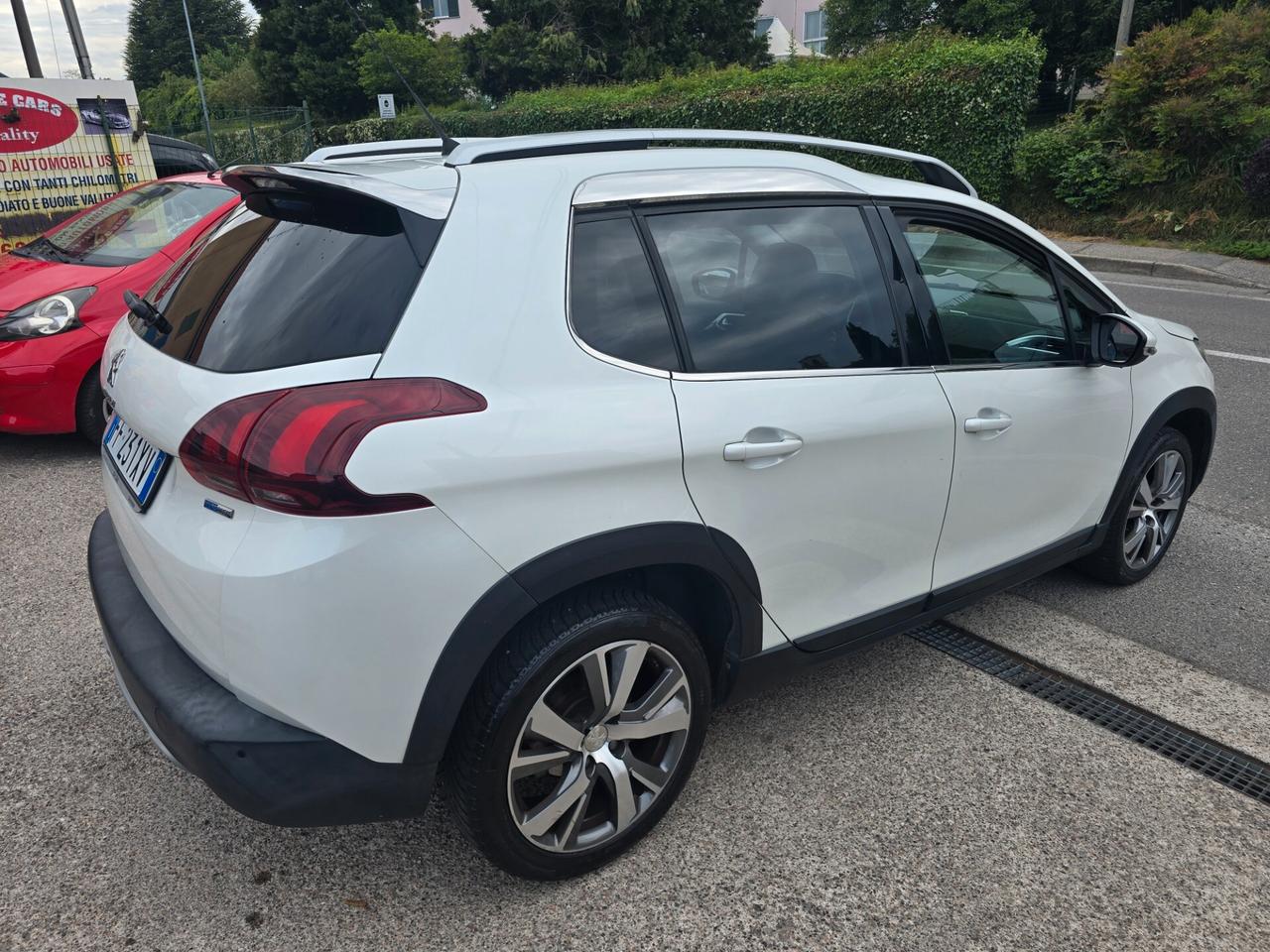 Peugeot 2008 PureTech Turbo 110 S&S Allure