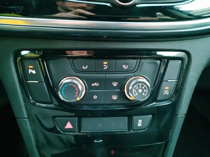 Opel Mokka X 1.6 Innovation