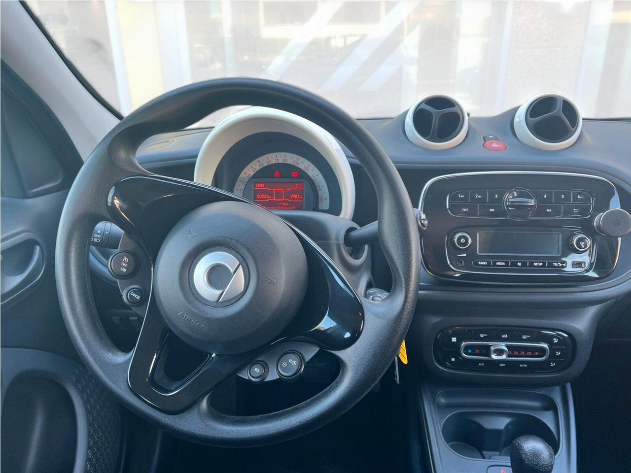 Smart ForFour 70 1.0 twinamic Youngster