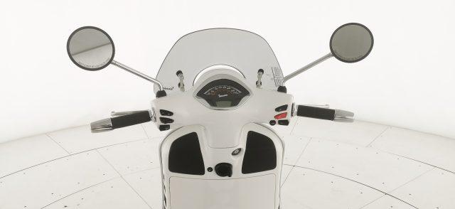PIAGGIO Vespa GTS 300 Super GTS
