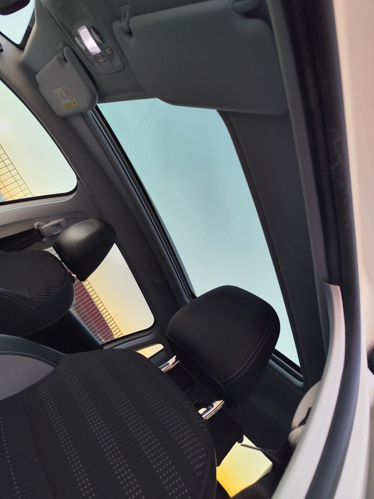 Peugeot 2008 BlueHDi 100 Allure