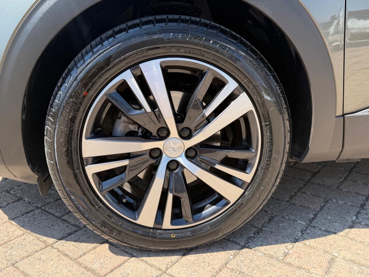 Peugeot 3008 PureTech Turbo 130 S&S EAT8 Allure