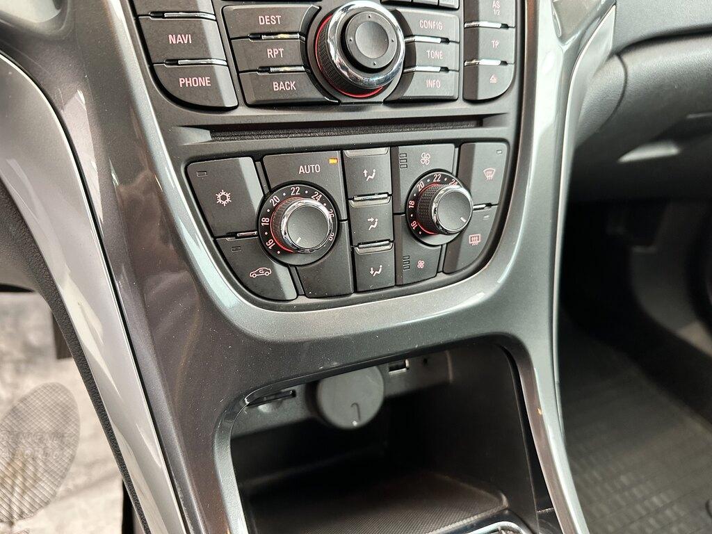 Opel Astra IV 2010 Sports Tourer 2.0 cdti Cosmo 165cv + Gancio Traino